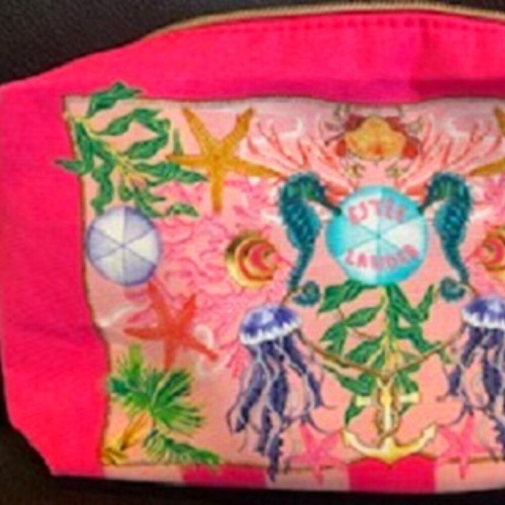 NEW Estee Lauder Cosmetic Makeup Bag Ocean Creatures Shell Charm Zip 10 x 6 in